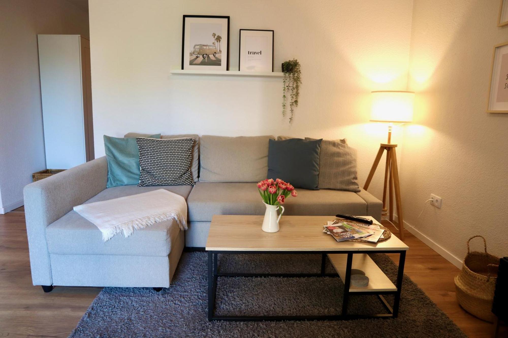 Geraeumiges 2R City-Apartment Uninaehe Mit Tv Streaming, Terrasse Magdeburg Dış mekan fotoğraf